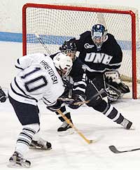 Mike Ayers stopped all 21 shots he faced, including this one from Yale freshman Jeff Hristovski. (photo: SalsaShark.Net)