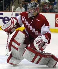 Brian Elliott tied a WCHA record by shutting out MTU Thursday (photo: Skip Strandberg).