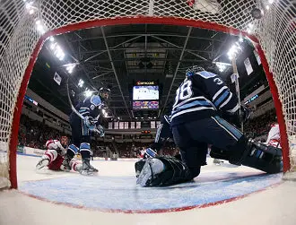 Brandon Yip's goal restored BU's lead, after which the Terriers rolled.