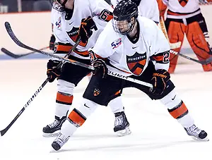 Mike Kramer (Princeton - 21) scored at 4:29 of the second period to bring the Tigers even with the Colgate Raiders 2-2. (Shelley M. Szwast)