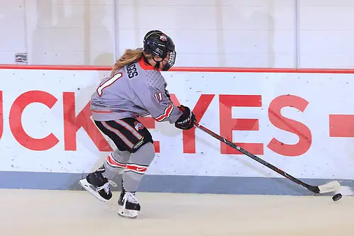 Tatum Skaggs of The Ohio State University women's hockey team. (www.BigTenPhoto.com / Walt Middleton Photography 2011)