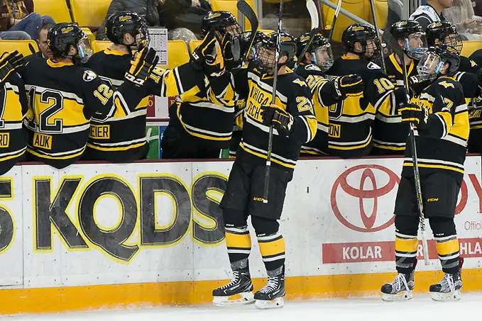 7 Oct 17: The University of Minnesota Duluth Bulldogs host the Michigan Tech Huskies play against in the 2017 Icebreaker Tournament at Amsoil Arena in Duluth, MN. (Jim Rosvold/USCHO.com)