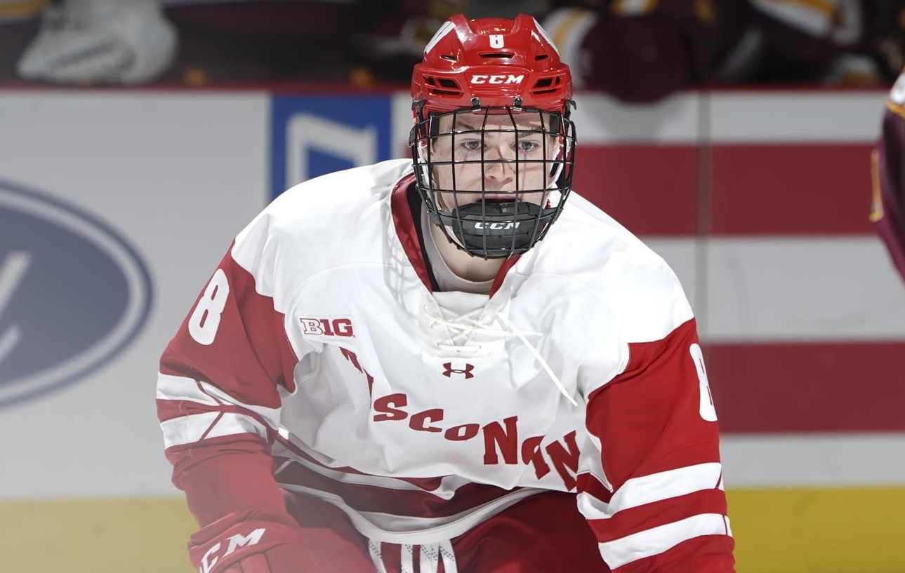 Stevens Point native Cole Caufield named Big Ten hockey player of the year