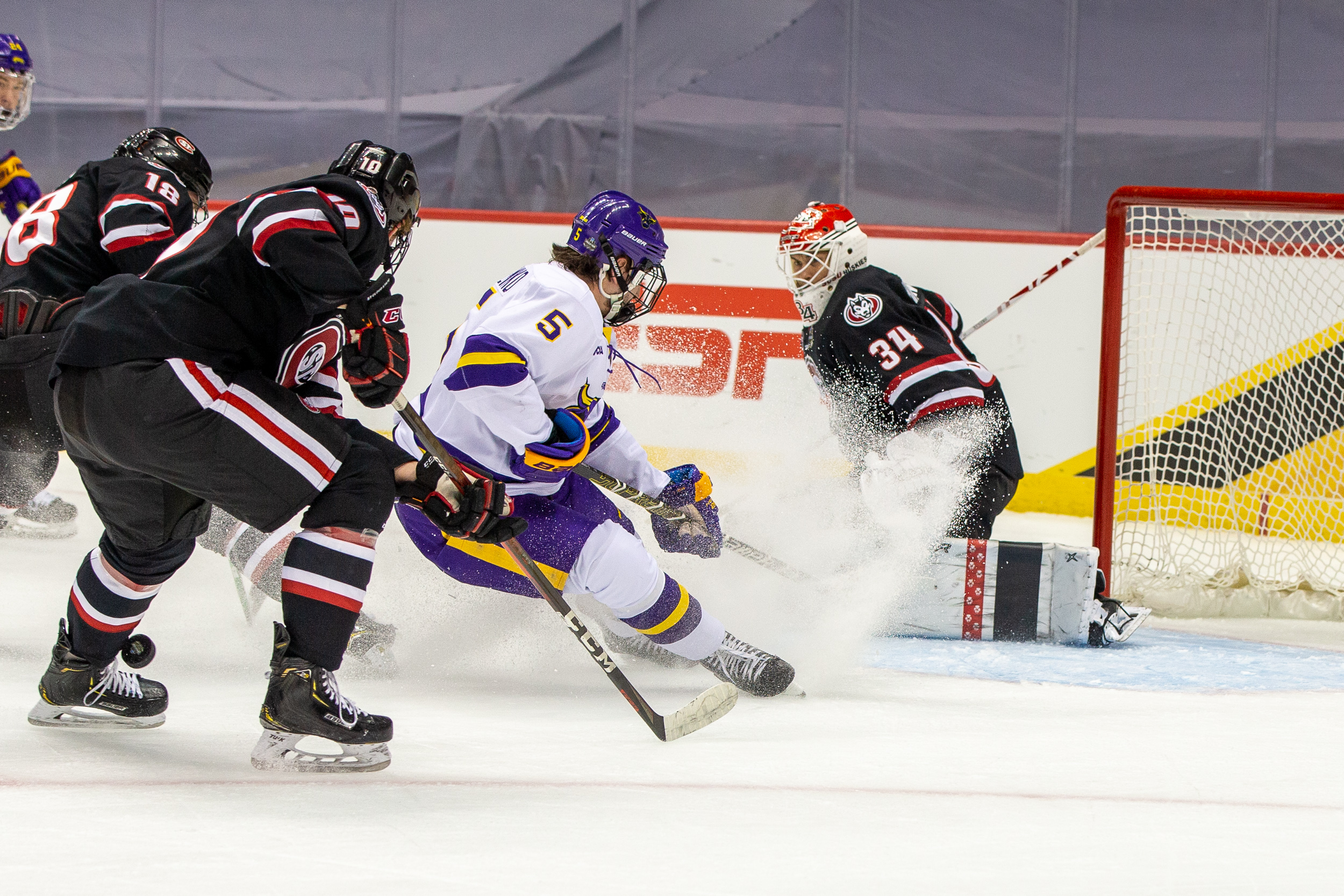 Minnesota State goalie Dryden McKay carries familiar hockey name