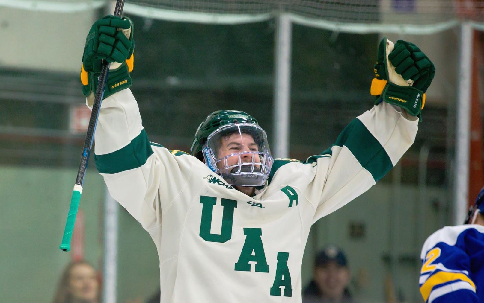 Late goal sinks Seawolf hockey  University of Alaska Anchorage