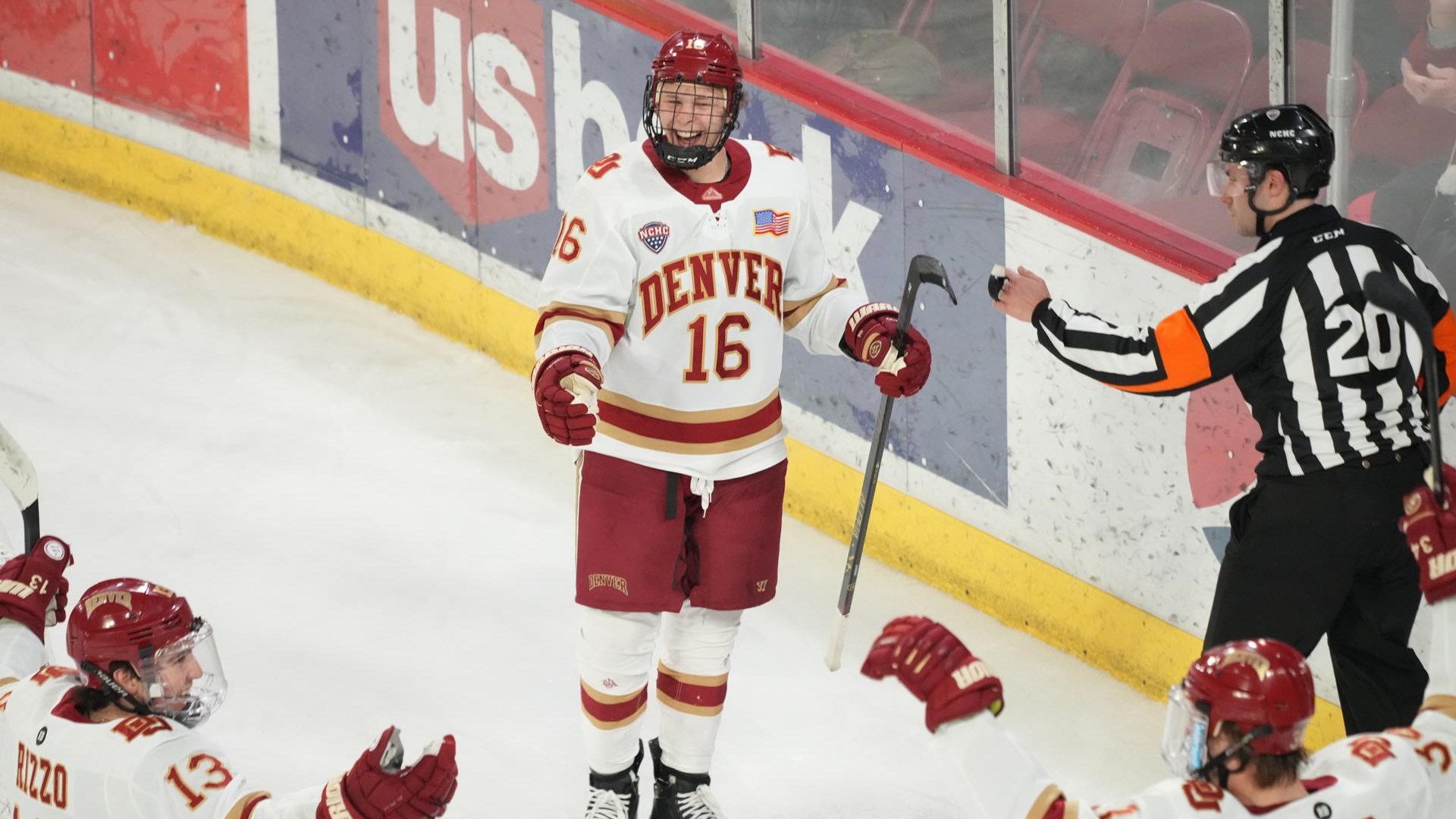 Blackhawks' Jaxson Stauber soaking up emergency call-up to NHL