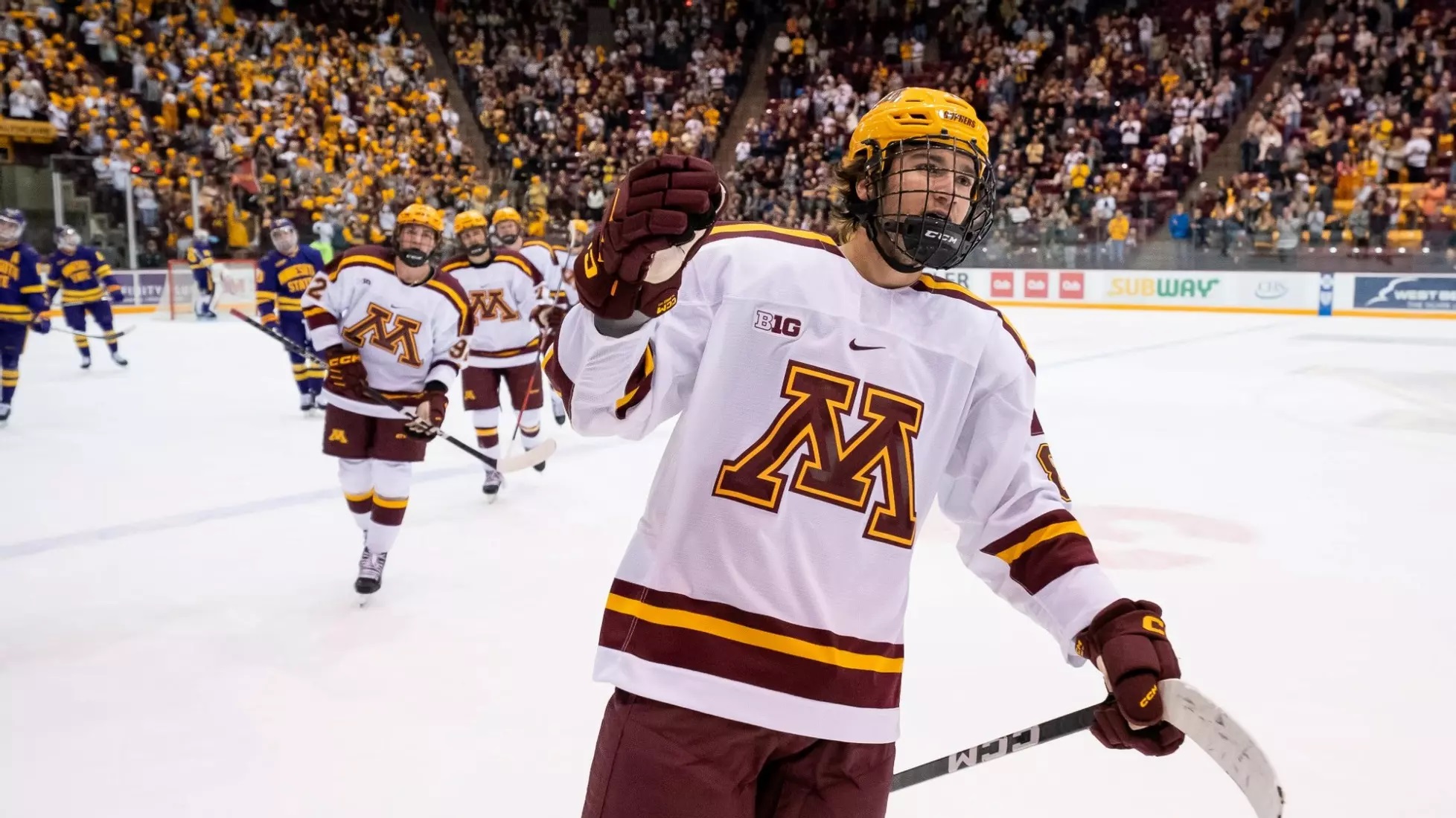 NCAA men's hockey tournament: Four Minnesota teams, each with a different  path to the Frozen Four