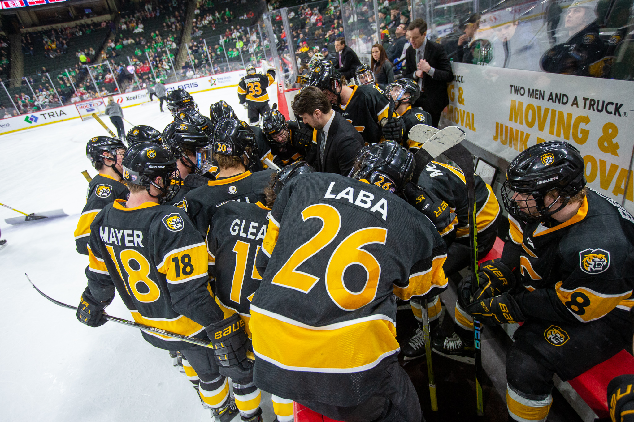 Who's In? Who Needs Help? Here's What We Know About NCAA Men's Hockey ...